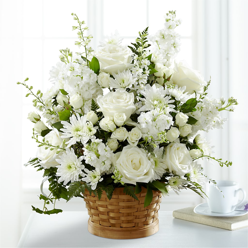 Heartfelt Condolences Arrangement –  Everbloom Flowers Llc, Aurora OH