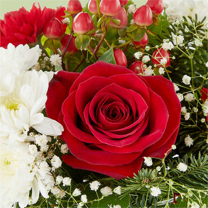 Chance of Flurries Bouquet –  Everbloom Flowers Llc, Aurora OH