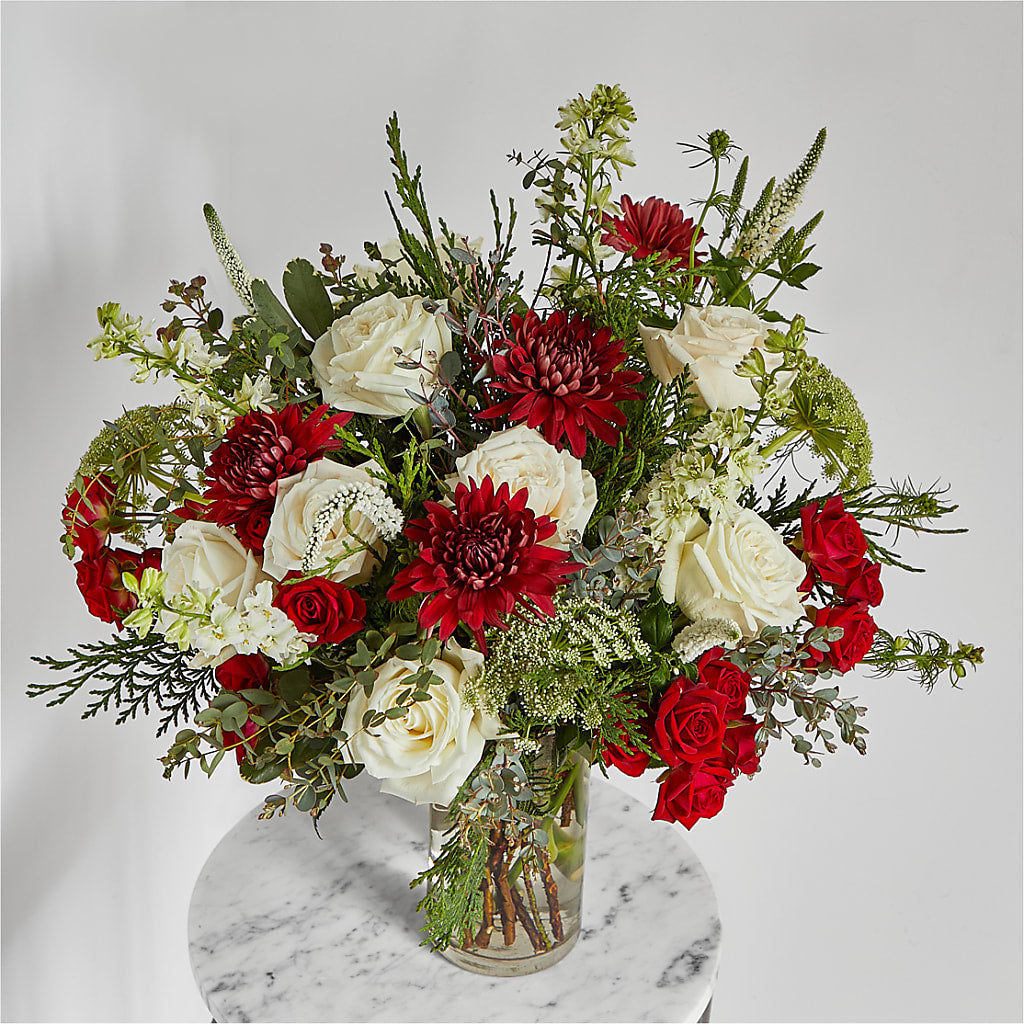 Favorite Traditions Bouquet –  Everbloom Flowers Llc, Aurora OH
