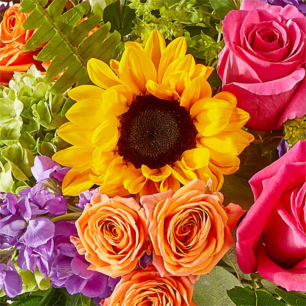 Vibrant Greetings Bouquet –  Everbloom Flowers Llc, Aurora OH