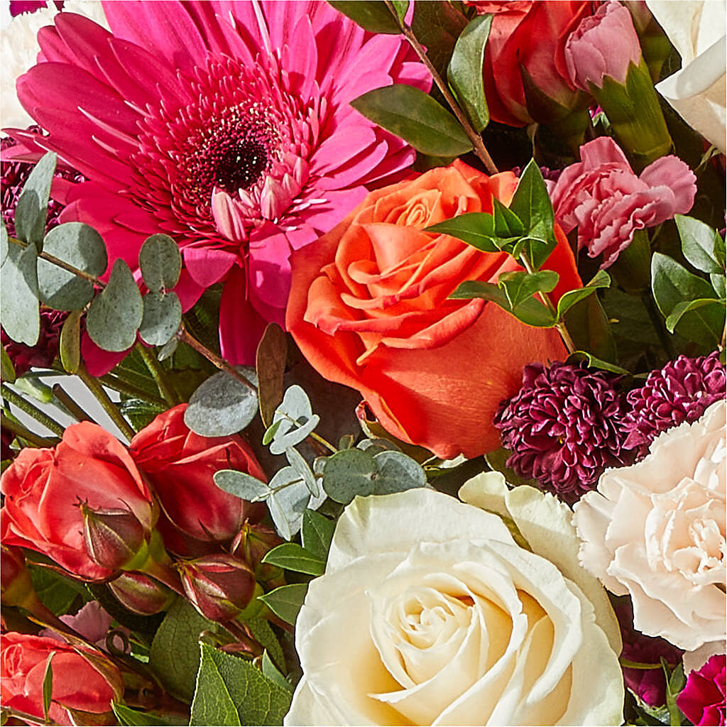 Smell the Roses Bouquet –  Everbloom Flowers Llc, Aurora OH
