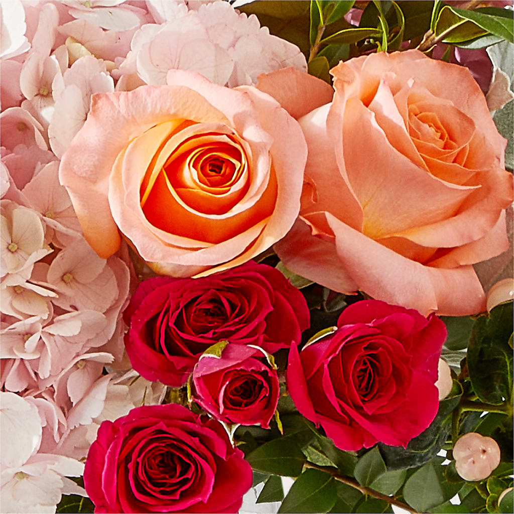 Glitz & Glam Bouquet –  Everbloom Flowers Llc, Aurora OH
