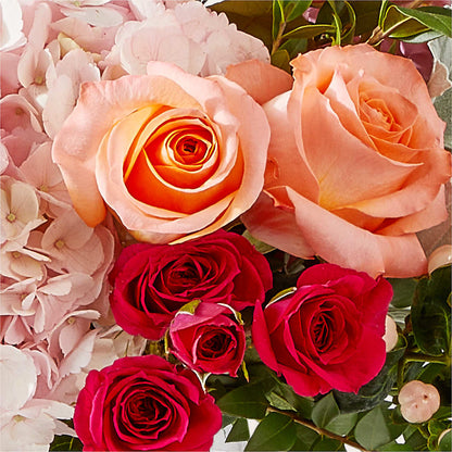 Glitz & Glam Bouquet –  Everbloom Flowers Llc, Aurora OH