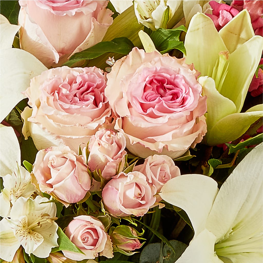 Ballet Slippers Bouquet –  Everbloom Flowers Llc, Aurora OH