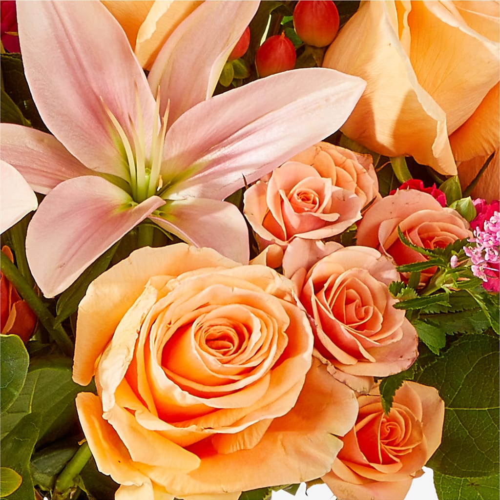 Bisous Bouquet –  Everbloom Flowers Llc, Aurora OH