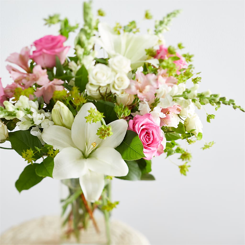 Fondly Bouquet –  Everbloom Flowers Llc, Aurora OH