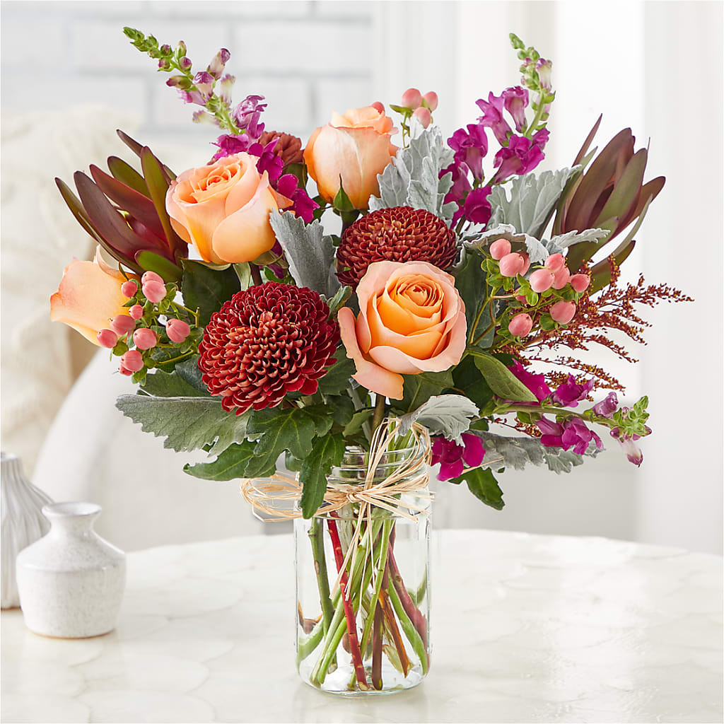 Moody Hues Bouquet –  Everbloom Flowers Llc, Aurora OH