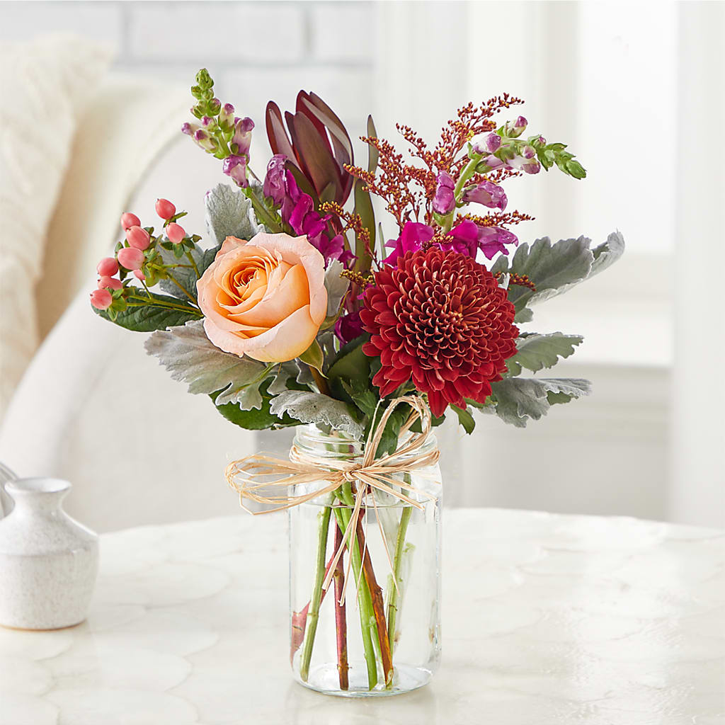 Moody Hues Bouquet –  Everbloom Flowers Llc, Aurora OH