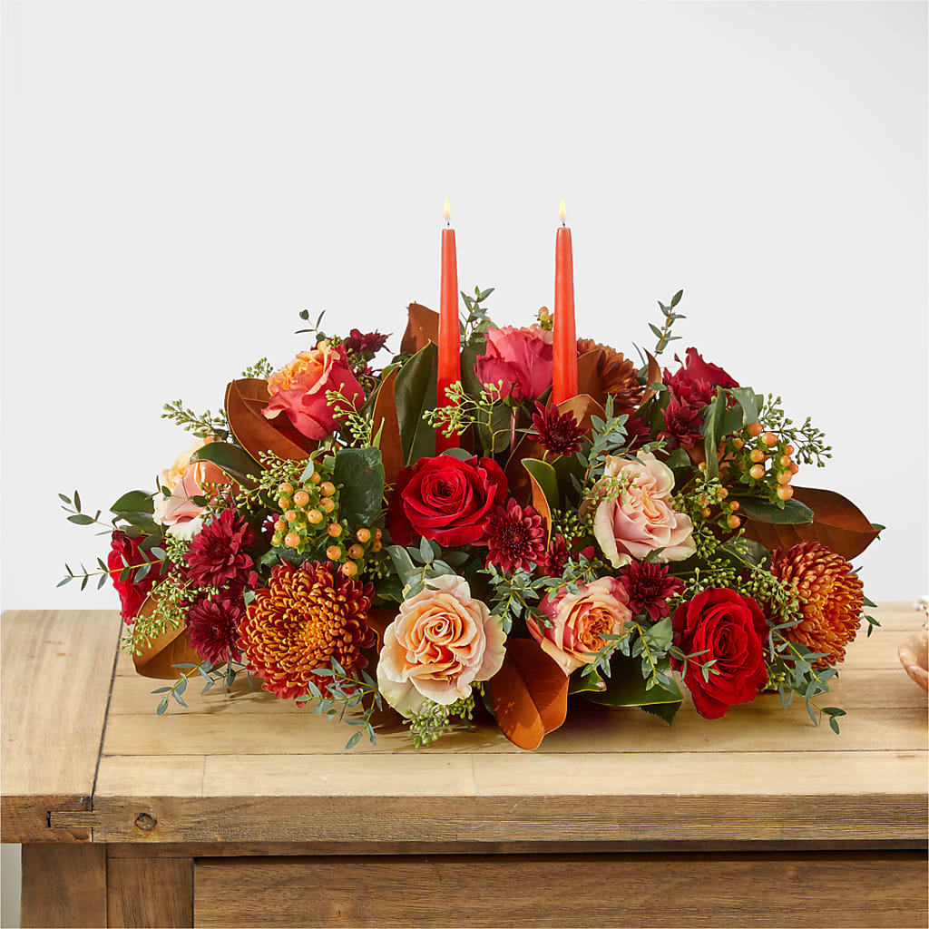 Gather Near Centerpiece –  Everbloom Flowers Llc, Aurora OH
