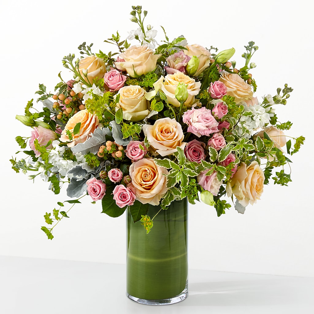 The Glamour Shot –  Everbloom Flowers Llc, Aurora OH