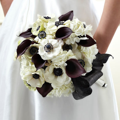 To Have and To Hold Bouquet –  Everbloom Flowers Llc, Aurora OH