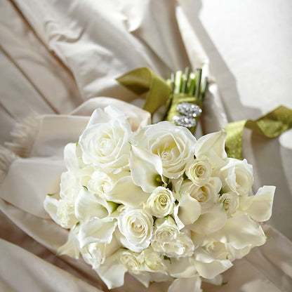 Serene Highness Bouquet –  Everbloom Flowers Llc, Aurora OH